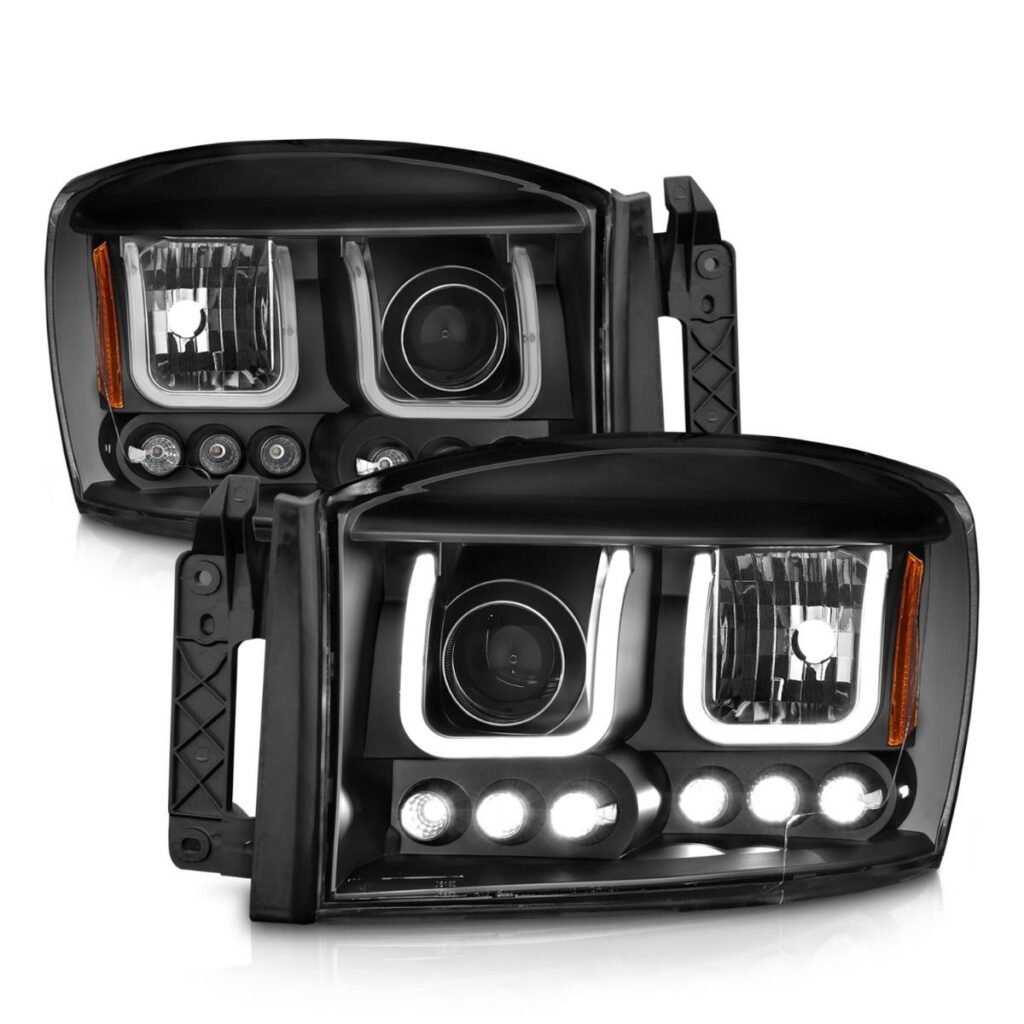 Dodge Ram 1500 06-08 / Ram 2500/3500 06-09 Projector Headlights W/ U-bar Light W/ Black Housing