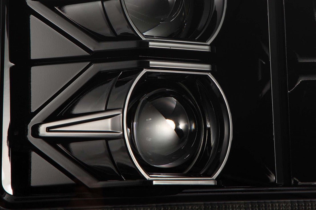 Ford Super Duty (05-07): Alpharex Luxx Headlights - Image 5