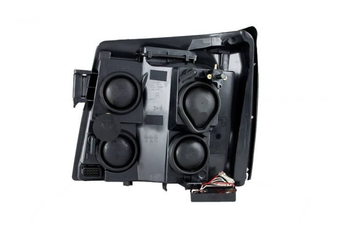 Cadillac Escalade / Escalade Esv 02-06 Projector Headlights Black