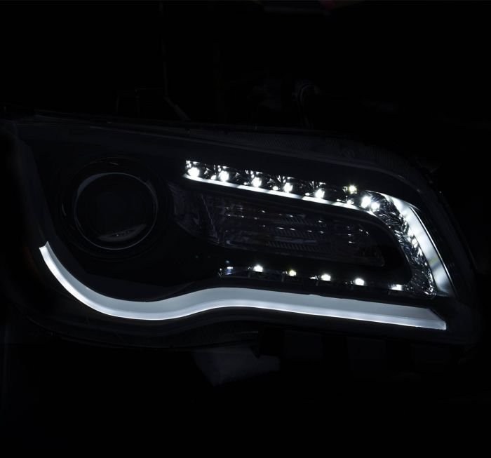 Chrysler 300 11- 14 Projector Headlights Plank Style W/ Black Housing (for Halogen Only)