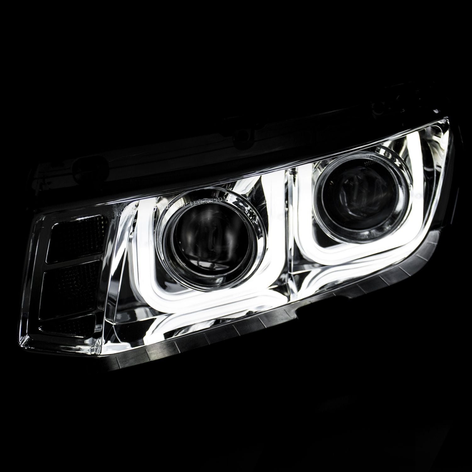 Chevy Camaro 14-15 Projector Headlights U-bar Chrome - Image 3
