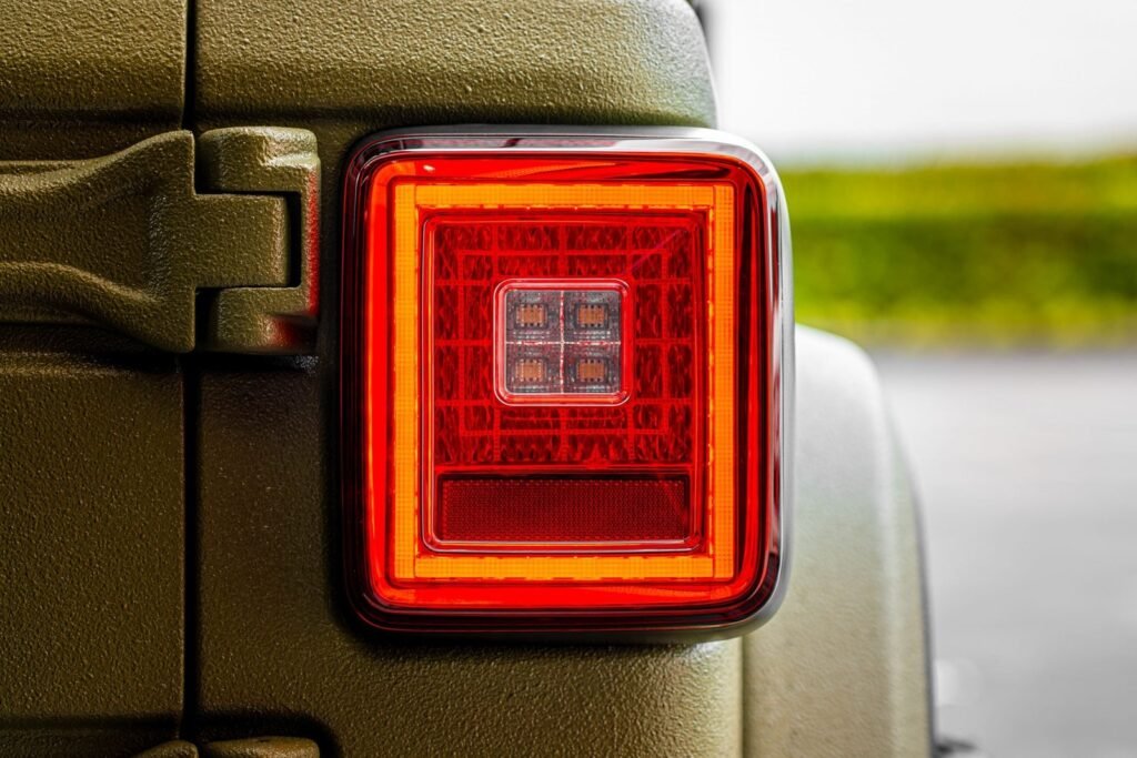 Jeep JL Wrangler 18-21 Tail Lights OLED Red