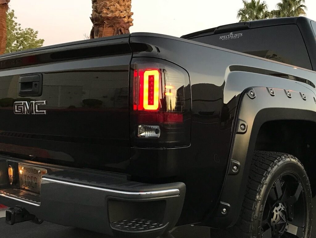 GMC Sierra 1500 14-18 & 2500/3500 14-19 (Fits 3rd Gen) Tail Lights OLED Red