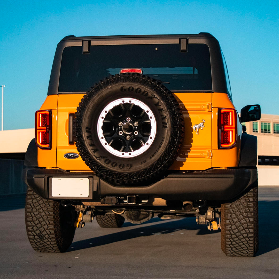 Ford Bronco 21-23 OLED TAIL LIGHTS - Clear Lens - Image 4