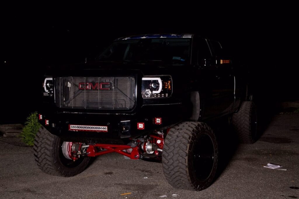 GMC Sierra 1500 14-18 & 2500/3500 14-19 Projector Headlights Smoked/Black