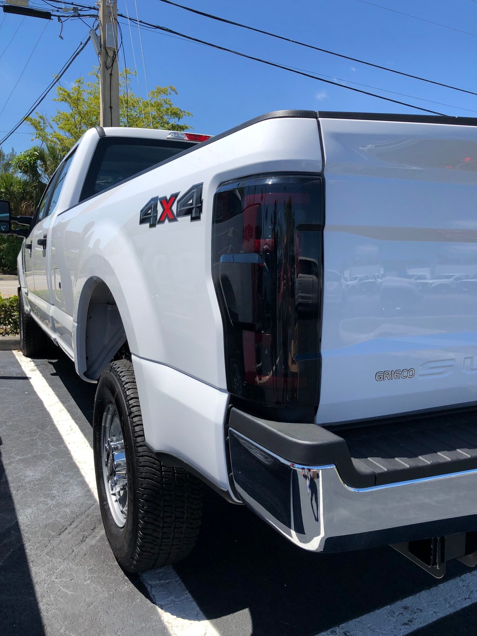 Ford Super Duty 20-22 (Replaces OEM Halogen) Tail Lights OLED in Smoked - Image 6