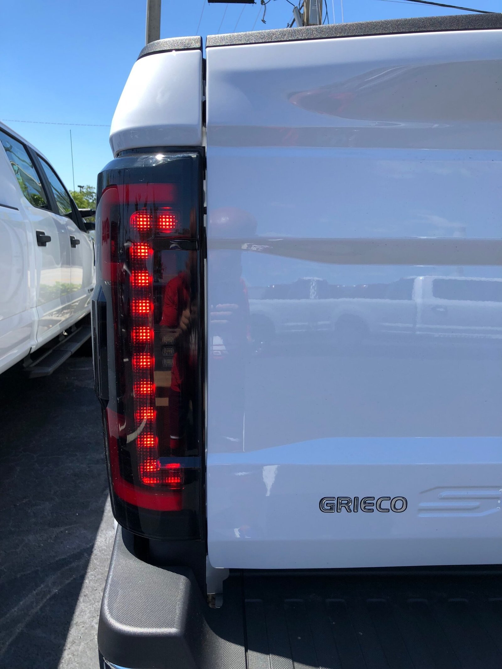 Ford Super Duty 20-22 (Replaces OEM Halogen) Tail Lights OLED in Smoked - Image 3