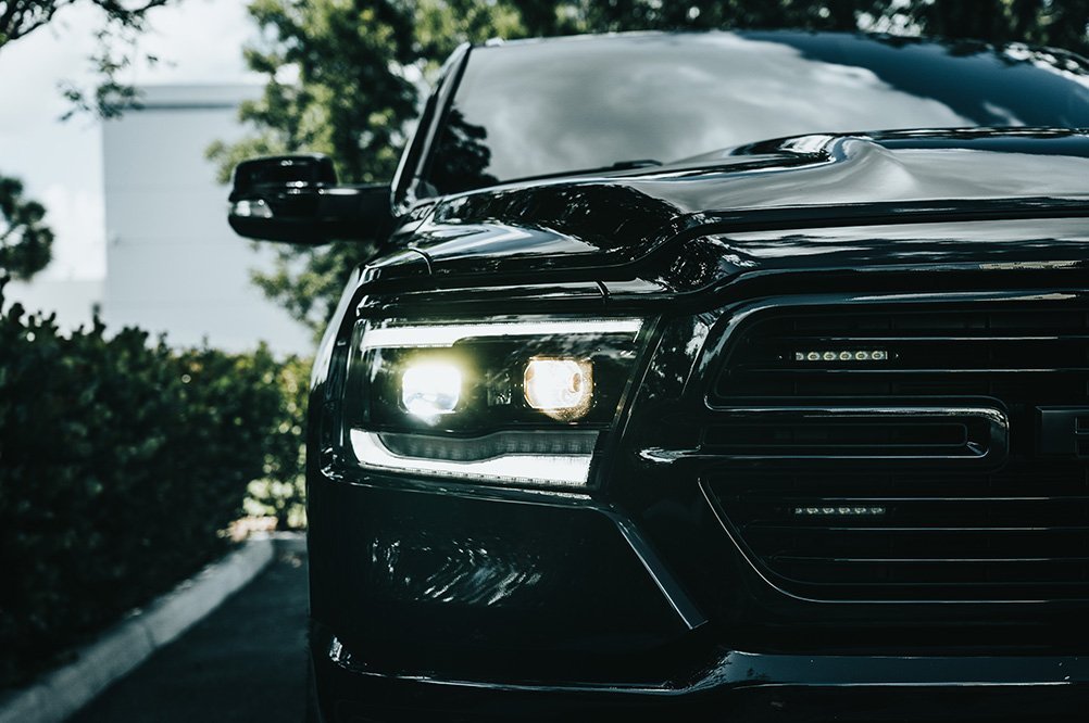 Dodge RAM 1500 19-21 Projector Headlights Smoked/Black