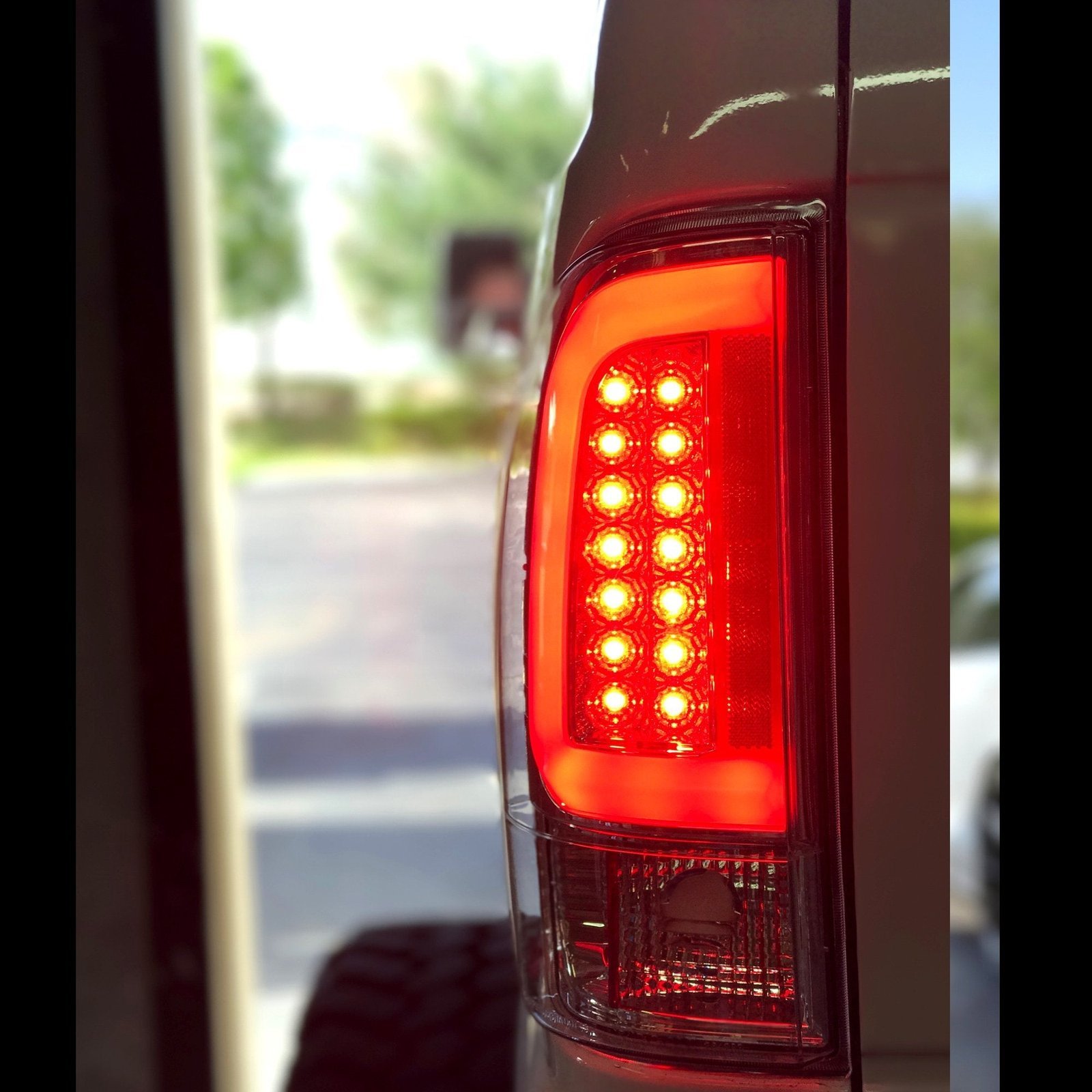 Ford F250HD/350/450/550 08-16 Super Duty Tail Lights OLED in Clear - Image 6