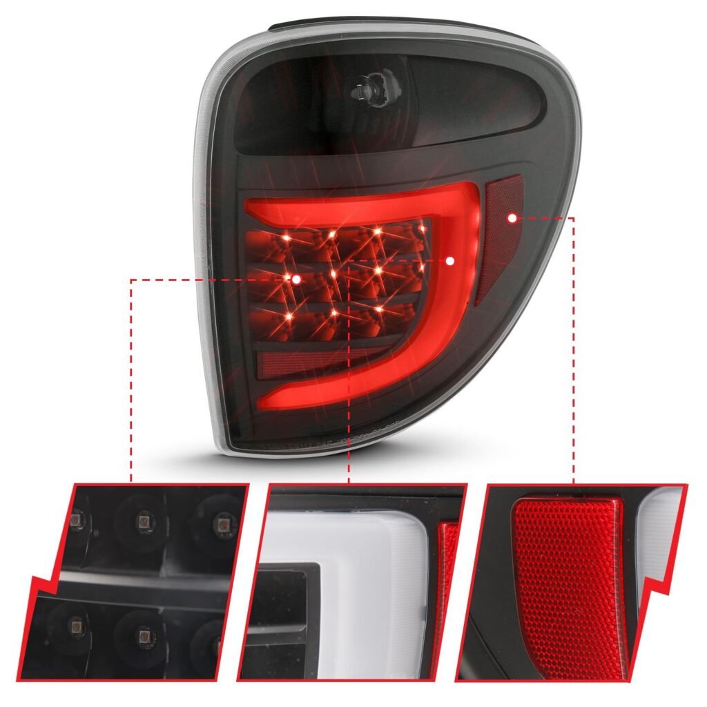 DODGE GRAND CARAVAN 04-07 / CHRYSLER TOWN & COUNTRY 04-07 L.E.D T.L BLACK HOUSING CLEAR LENS W/ C LIGHT BAR