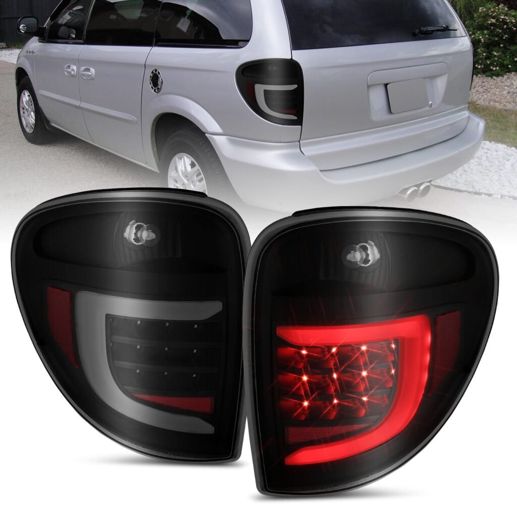 DODGE GRAND CARAVAN; CRYSLER TOWN&COUNTRY 04-07 L.E.D T.L BLACK HOUSING SMOKE LENS W/ C LIGHT BAR