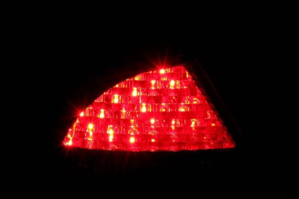 MBZ S CLASS W220 S430/S450/S500/S550/S600/S55 AMG 00-05 LED Tail Lights Red / Light Smoke