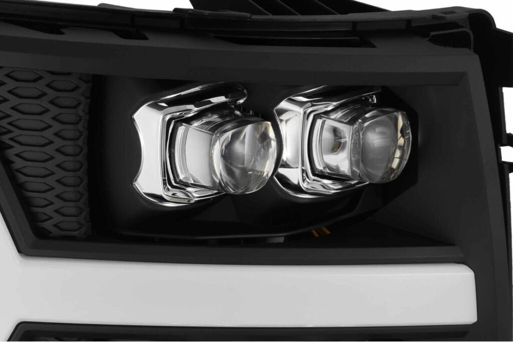 Chevy Silverado 1500 07-13 Alpharex Nova Headlights