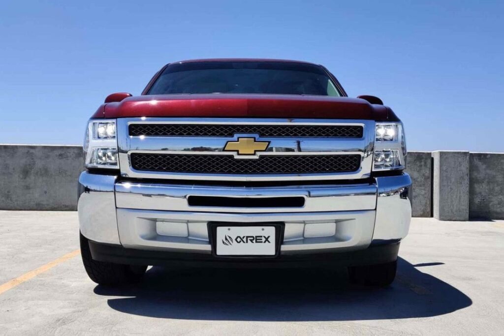 Chevy Silverado 1500 07-13 Alpharex Nova Headlights