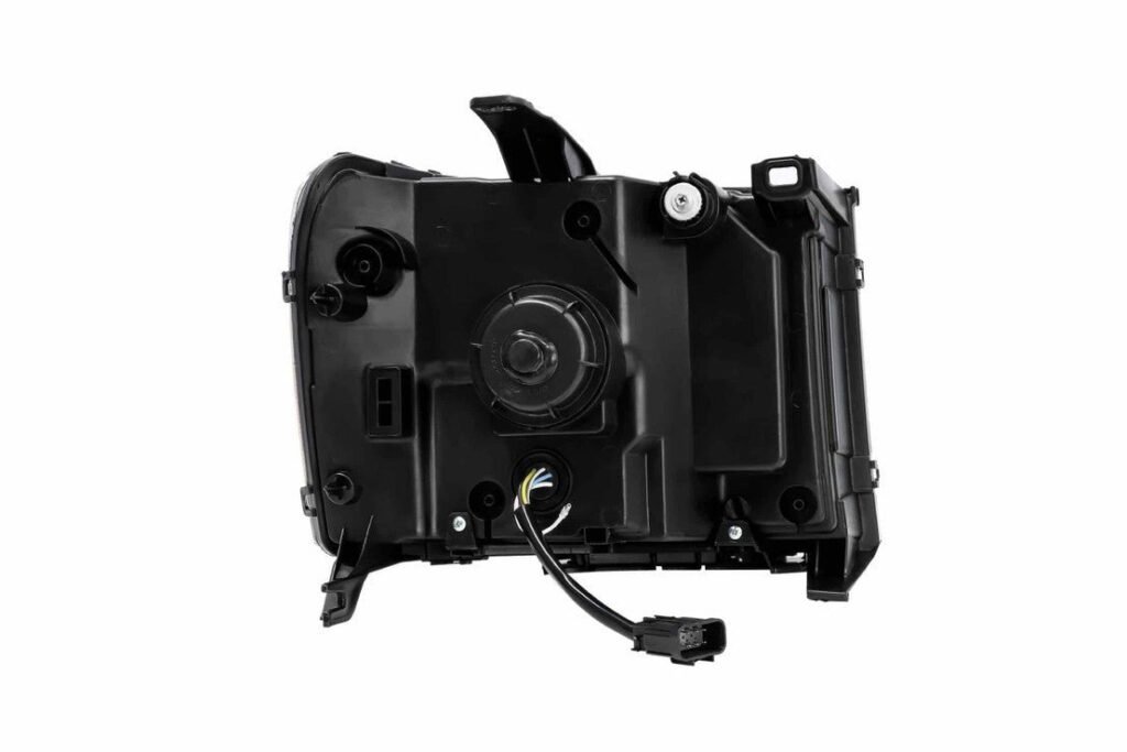 GMC Sierra (07-13): Alpharex Pro Headlights