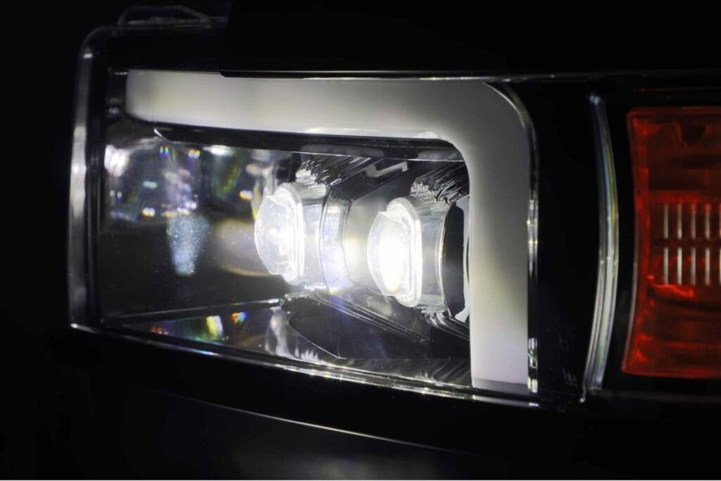 Chevy Silverado HD 15-19 Alpharex Nova Headlights