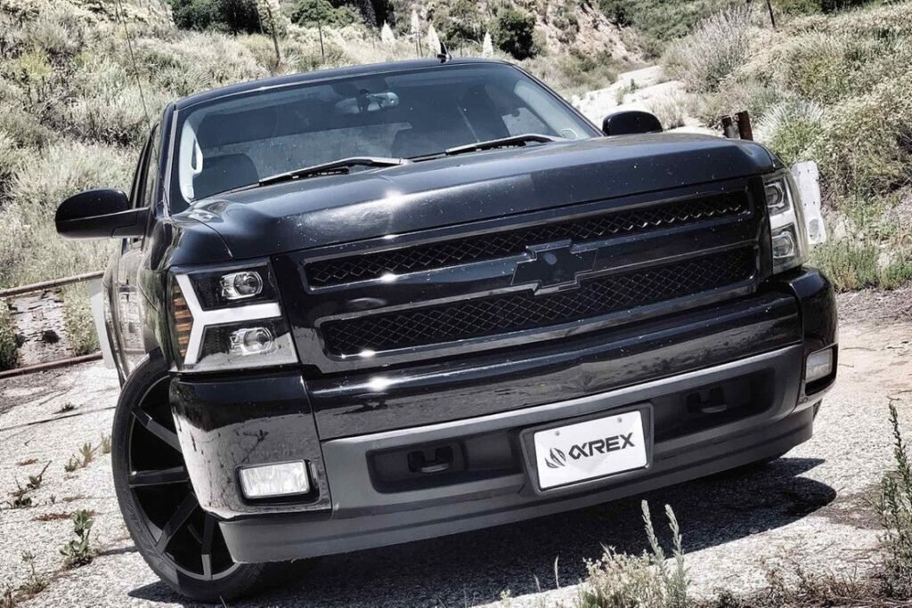Chevrolet Silverado (07-13): Alpharex Luxx Headlights