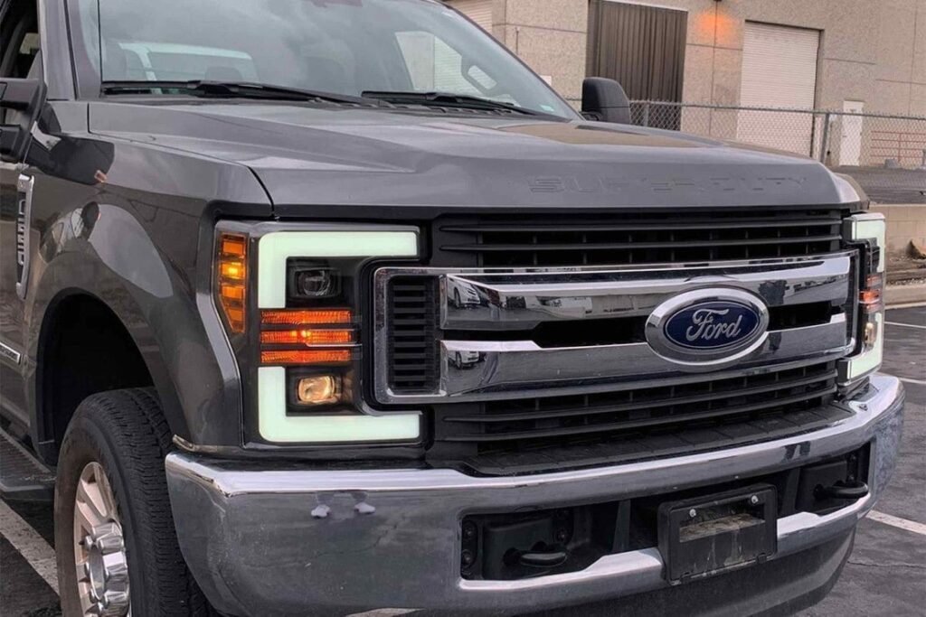 Ford Super Duty (17-19): Alpharex Pro Headlights