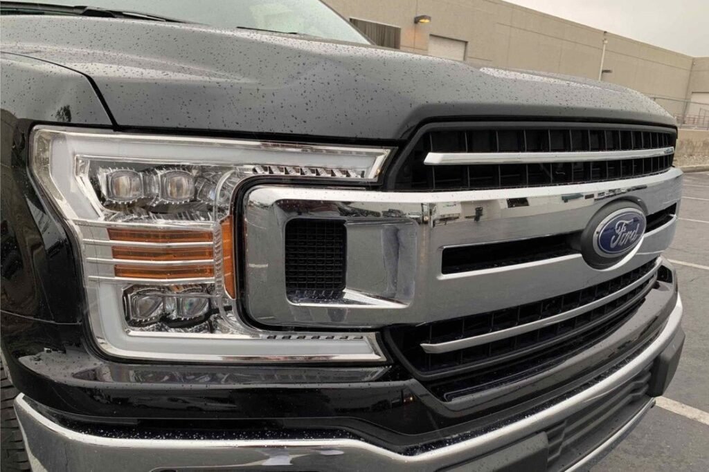 Ford F150 (18-20): Alpharex Nova Headlights