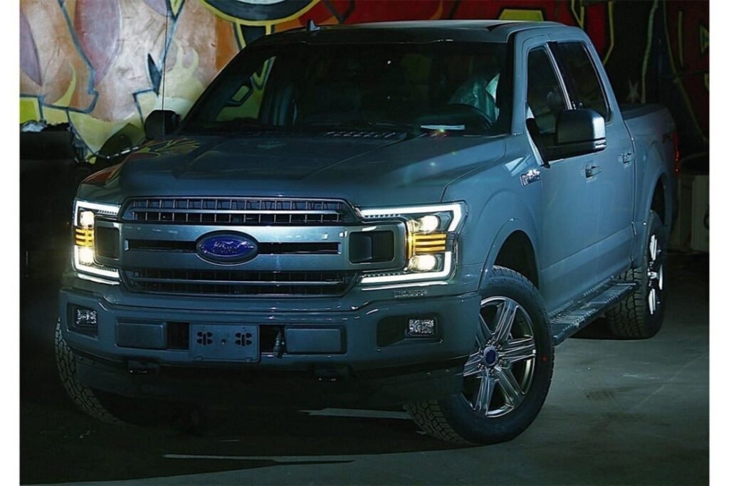 Ford F150 (18-20): Alpharex Pro Headlights