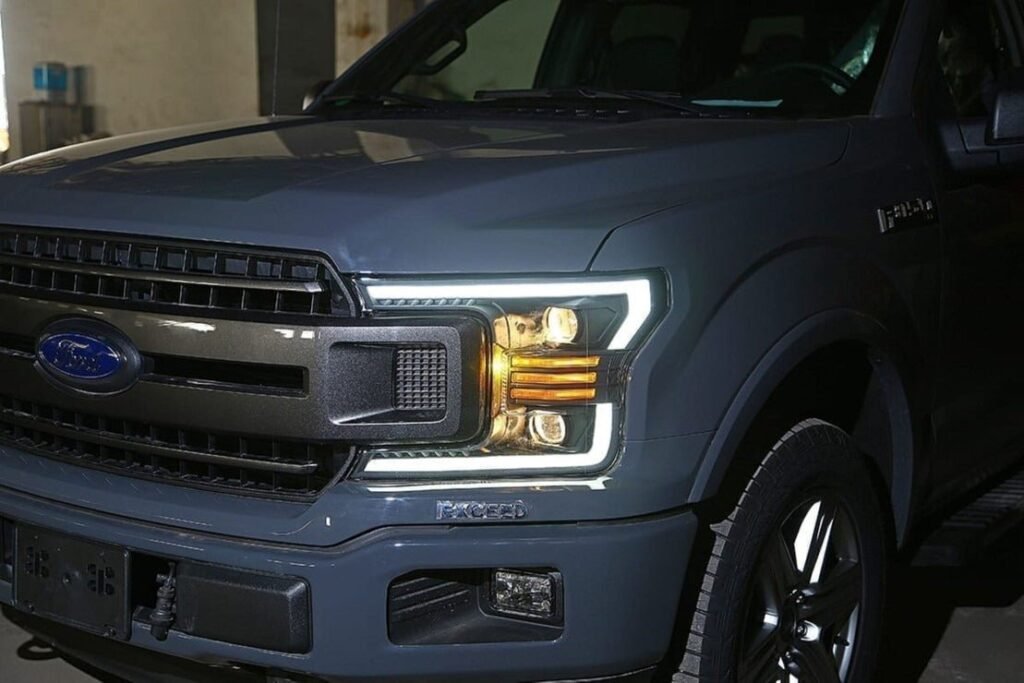 Ford F150 (18-20): Alpharex Pro Headlights