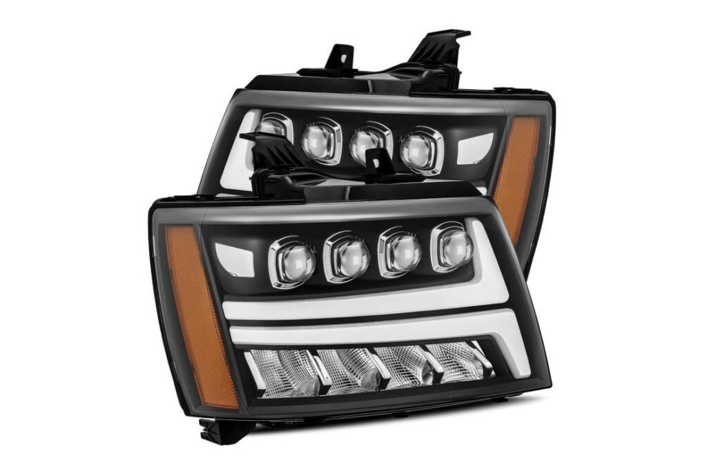 Chevy Tahoe 07-13 Alpharex Nova Headlights