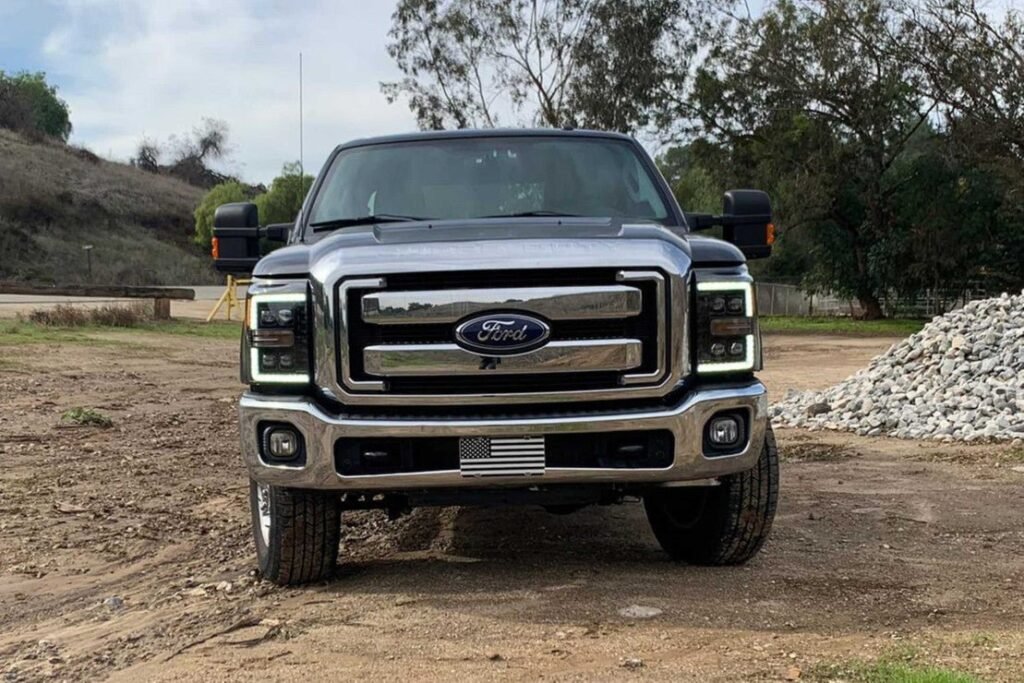 Ford Super Duty (11-16): Alpharex Nova Headlights