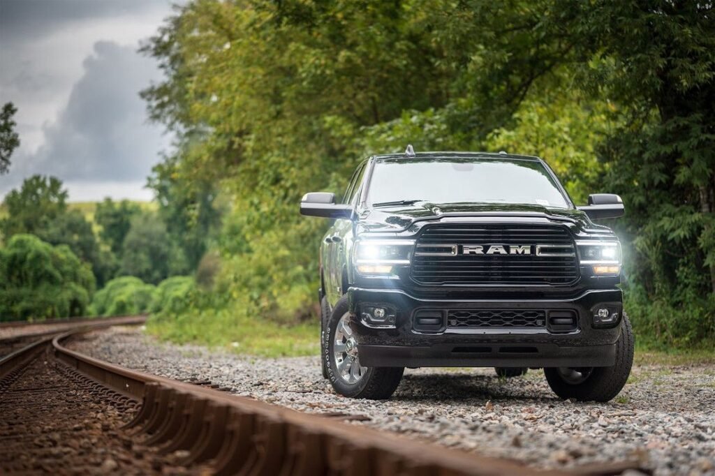 Ram HD (19+): XB Hybrid Led Headlights (Pair / ASM)