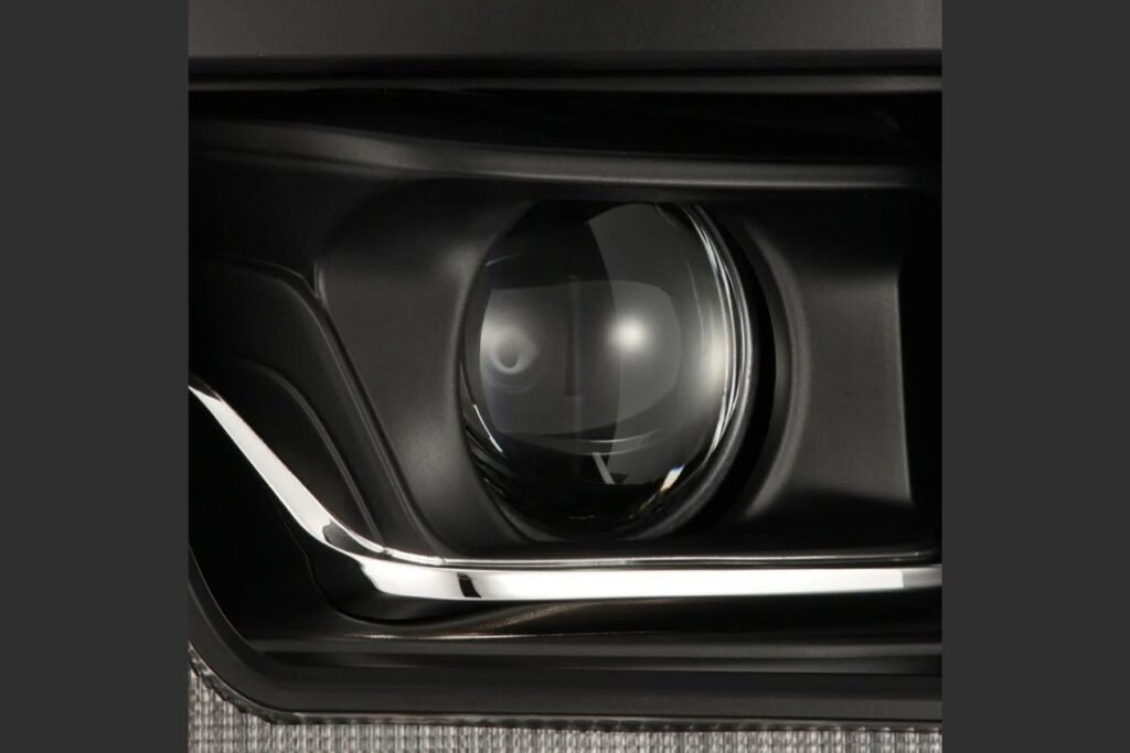 Ford F-150 (21+): Alpharex Luxx Headlights