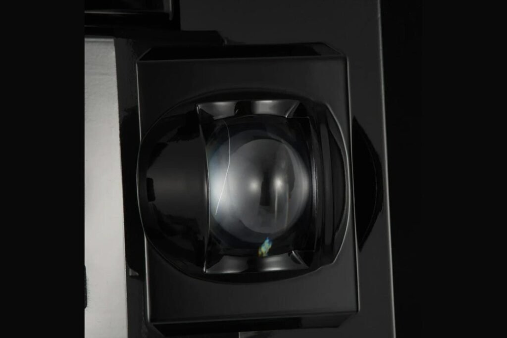 Ford F-150 (21+): Alpharex Luxx Headlights