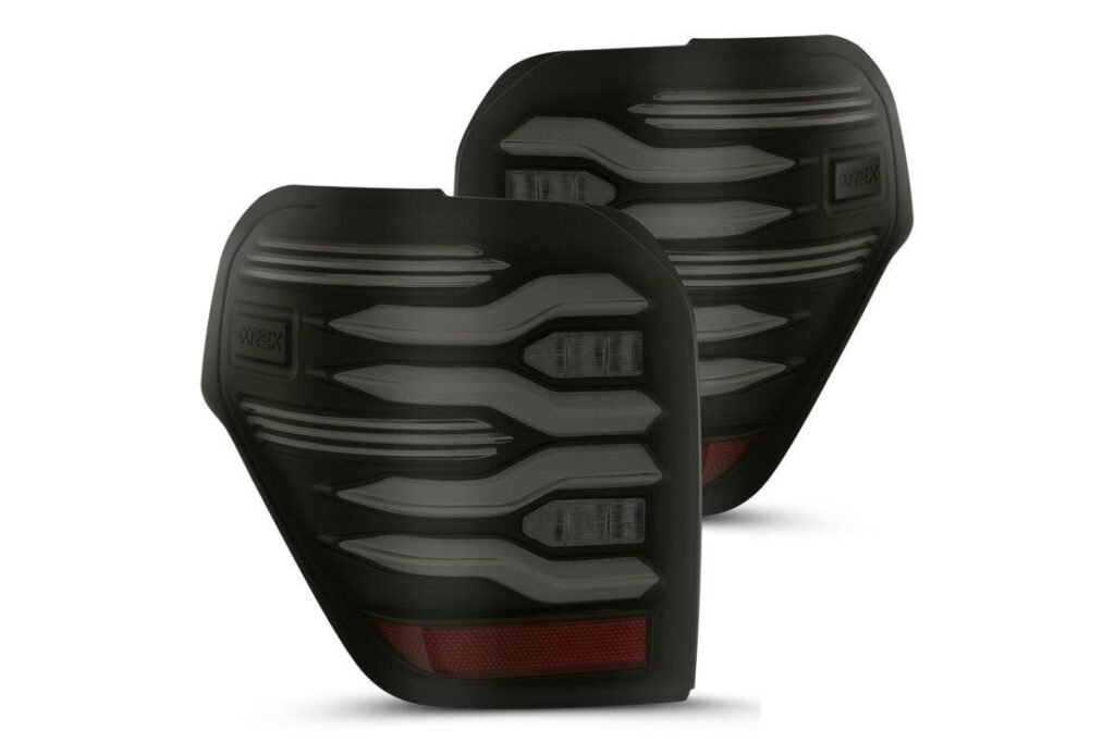Toyota 4runner (10-22): Alpharex Luxx Led Tails