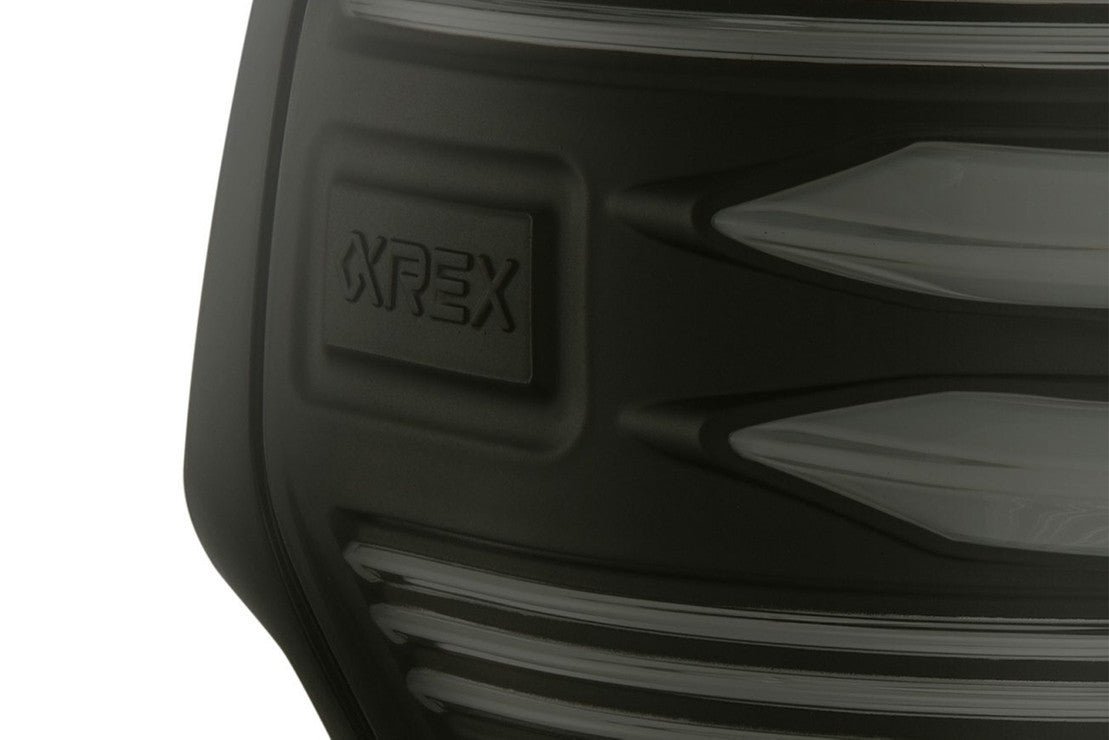Toyota 4runner (10-22): Alpharex Luxx Led Tails - Image 5
