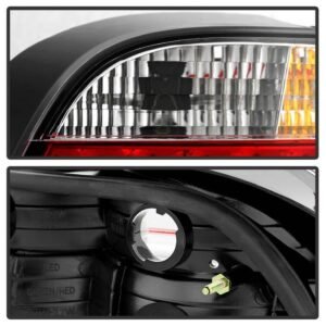 BMW E38 7-Series 95-01 LED Tail Lights - Red Clear - Image 3