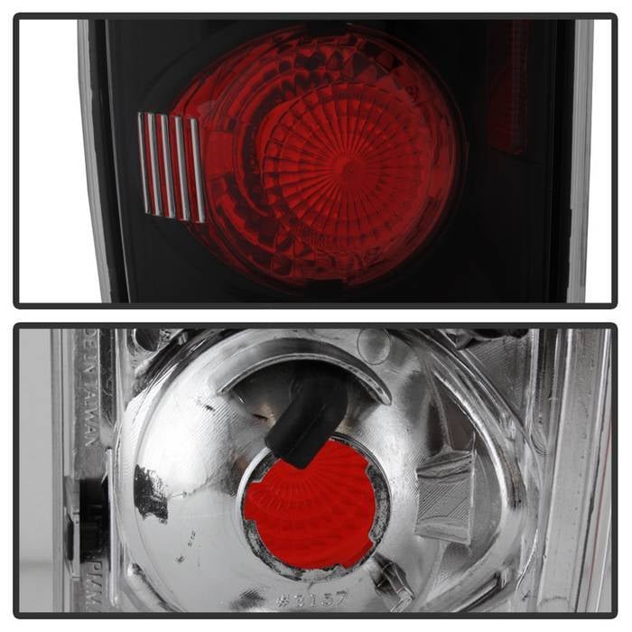 Chevy Blazer 95-05 GMC Jimmy 95-05 Oldsmobile Bravada 96-01 Tail Lights Black