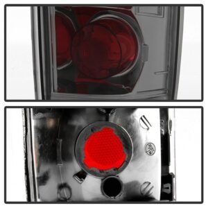 Chevy Blazer 95-05 / GMC Jimmy 95-05 / Oldsmobile Bravada 96-01 Euro Style Tail Lights - Smoke - Image 4