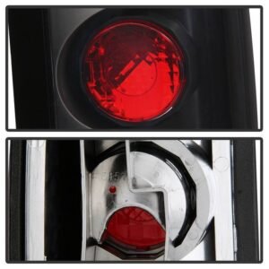 Chevy C/K Series 1500/2500/3500 88-98/Sierra88-98/Blazer 92-94/jimmy 92-94/Suburban92-99/Tahoe 94-99/Escalade99-00/Yukon Denali 99-00 Tail Light-Black - Image 4