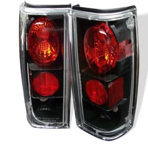 Chevy S10/S10 Blazer 82-93 / GMC Jimmy 82-94 / GMC Sonoma 91-93 / Oldsmobile Bravada 91-94 Euro Style Tail Lights - Black - Image 1
