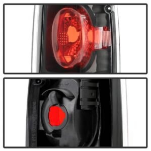 Chevy S10/S10 Blazer 82-93 / GMC Jimmy 82-94 / GMC Sonoma 91-93 / Oldsmobile Bravada 91-94 Euro Style Tail Lights - Black - Image 3