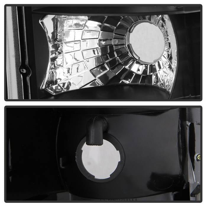 Chevy Silverado 1500/2500 99-02 / GMC Sierra 1500/2500/3500 99-07 Sierra Classic Tail Lights  - Black