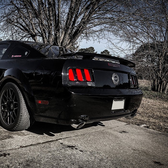 Ford Mustang 2005-2009 (Red Light Bar) LED Tail Lights - Smoke