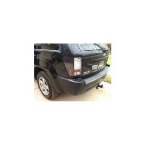 Jeep Grand Cherokee 05-06 LED Tail Lights - Black - Image 4