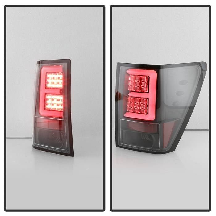 Jeep Grand Cherokee 05-06 Version 2 Light Bar LED Tail Lights - Black