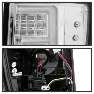 Jeep Grand Cherokee 05-06 Version 2 Light Bar LED Tail Lights - Chrome - Image 3