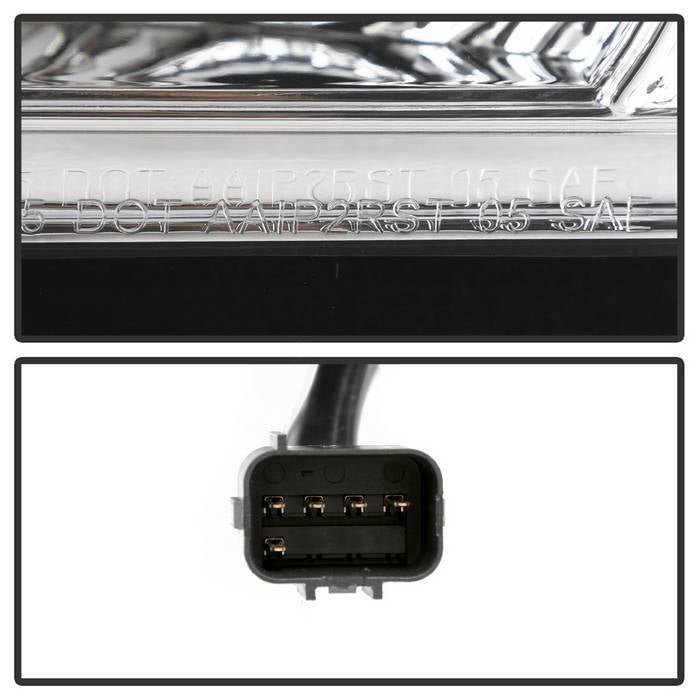 Jeep Grand Cherokee 05-06 Version 2 Light Bar LED Tail Lights - Chrome