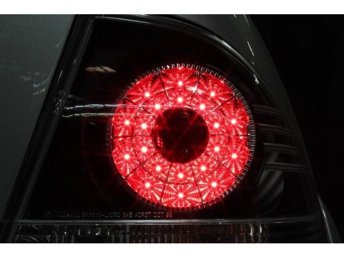 Lexus IS 300 01-05 LED Tail Lights - Black