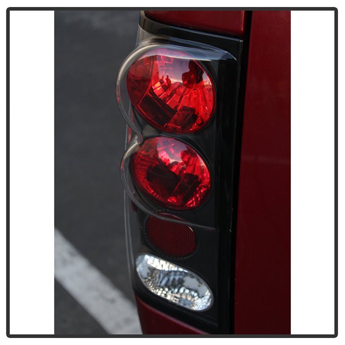 Nissan Titan 04-15 Euro Style Tail Lights - Black