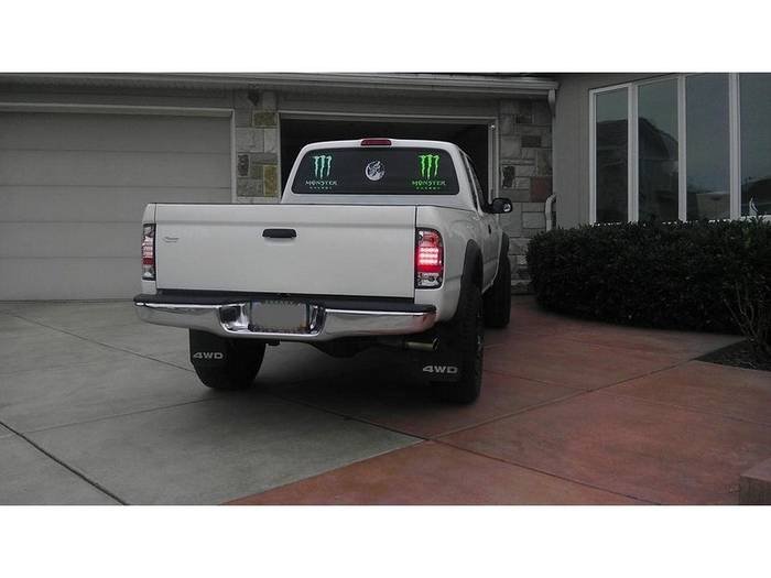 Toyota Tacoma 01-04 LED Tail Lights - Red Clear