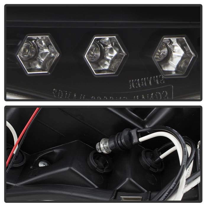 Dodge Ram 1500 02-05 / Ram 2500/3500 03-05 Projector Headlights - LED Halo - Black