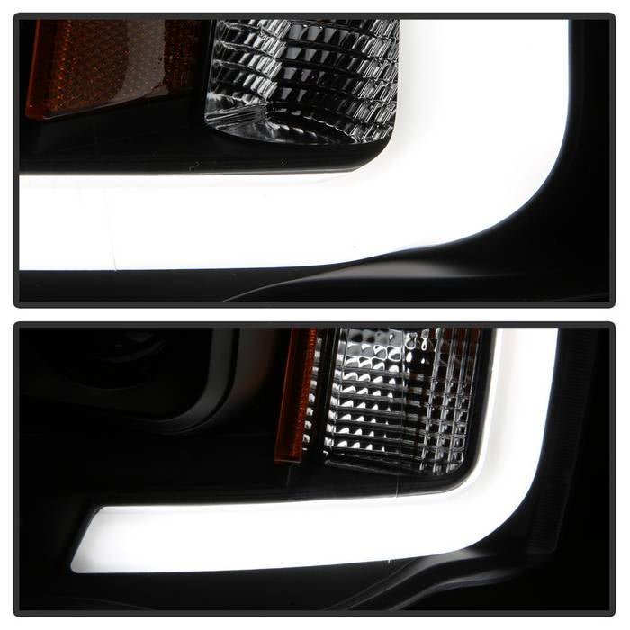 Dodge Ram 1500 02-05 / Ram 2500/3500 03-05 Light Bar Projector Headlights - Black