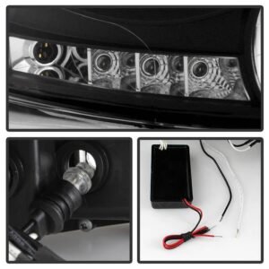 Dodge Ram 1500 06-08 / Ram 2500/3500 06-09 Projector Headlights - Black - Image 4